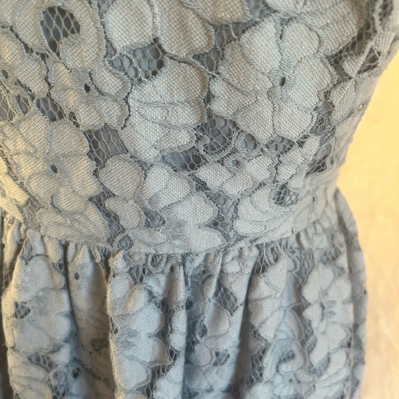 Lace Fit&Flare Dress - Picture 6 of 7